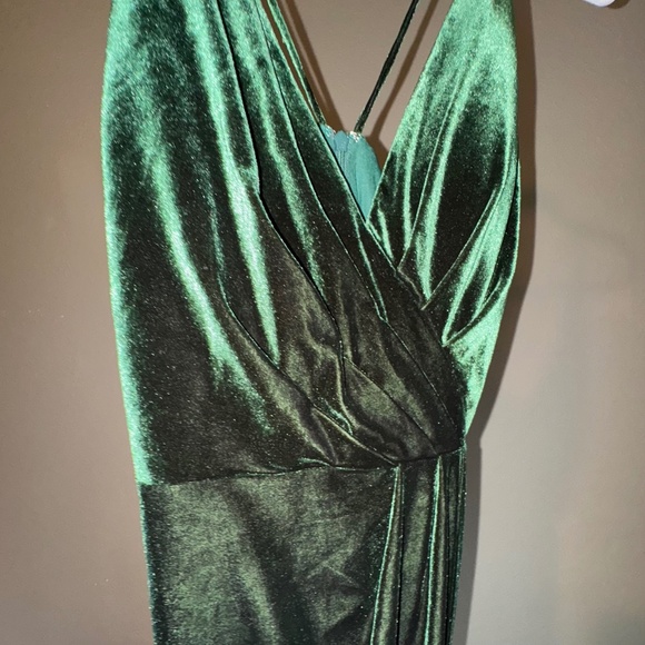 ✨✨Jasmine B2 Dress Hunter Green Velvet Stretch Spaghetti Strap Party SZ 8 10 - Picture 9 of 9